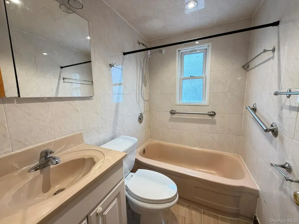 137-02 64th Road Flushing NY 11367