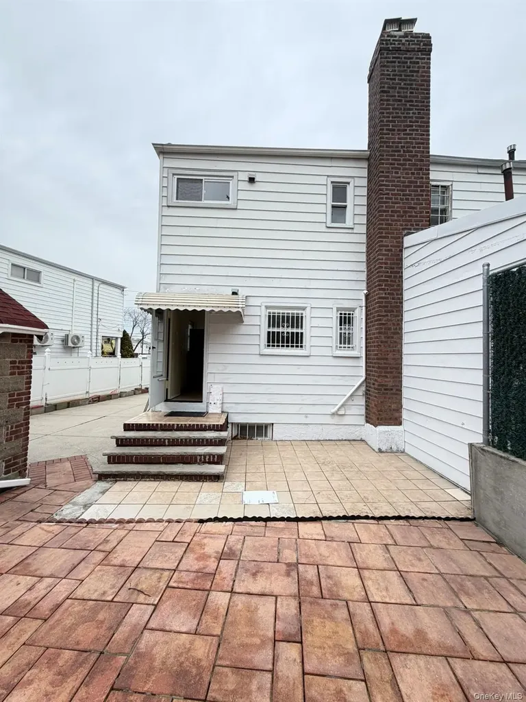 137-02 64th Road Flushing NY 11367
