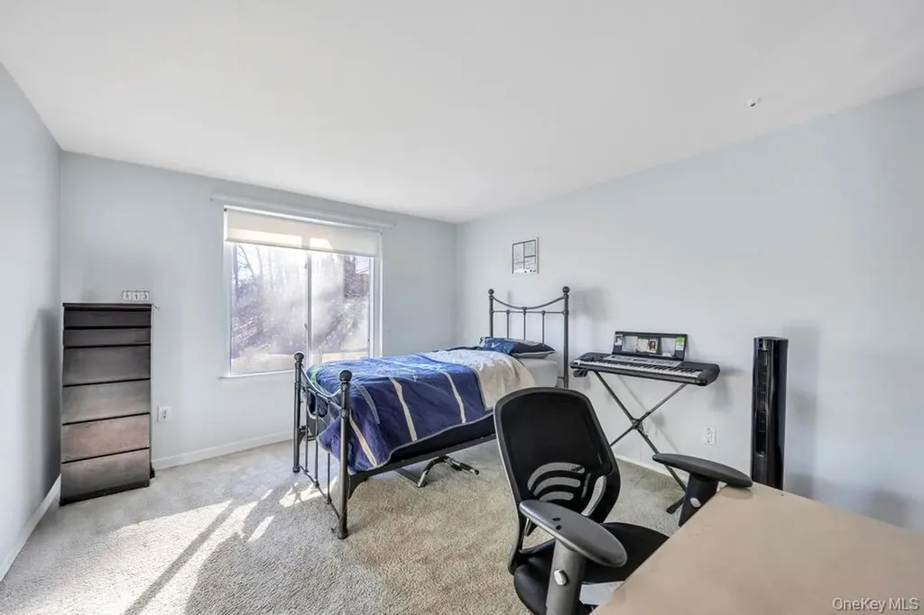 172 Skyline Drive Coram NY 11727