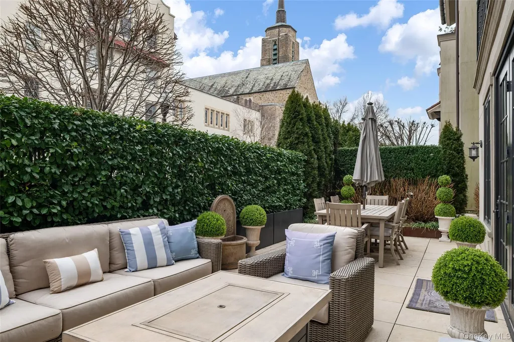 15 Kensington Road Bronxville NY 10708