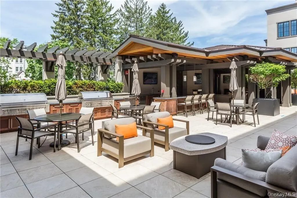 15 Kensington Road Bronxville NY 10708