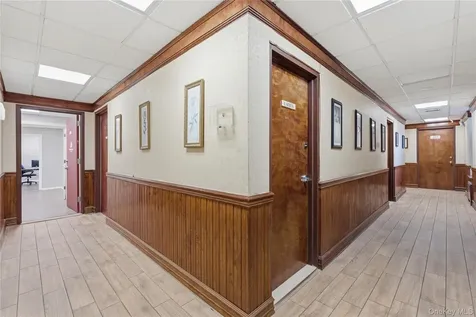 20 W Park Avenue Long Beach NY 11561