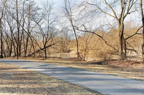 4 Consulate Drive Tuckahoe NY 10707