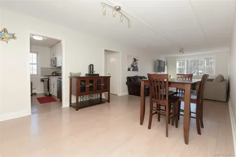 4 Consulate Drive Tuckahoe NY 10707