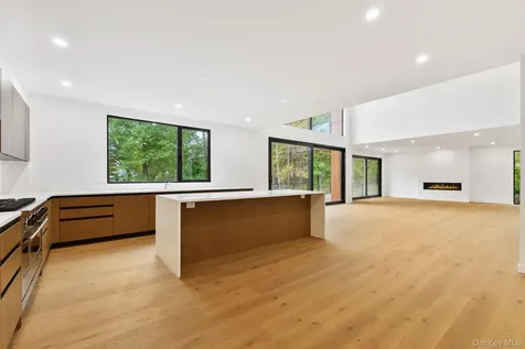 10 East Lane Armonk NY 10504
