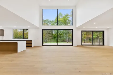 10 East Lane Armonk NY 10504