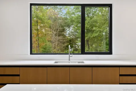 10 East Lane Armonk NY 10504
