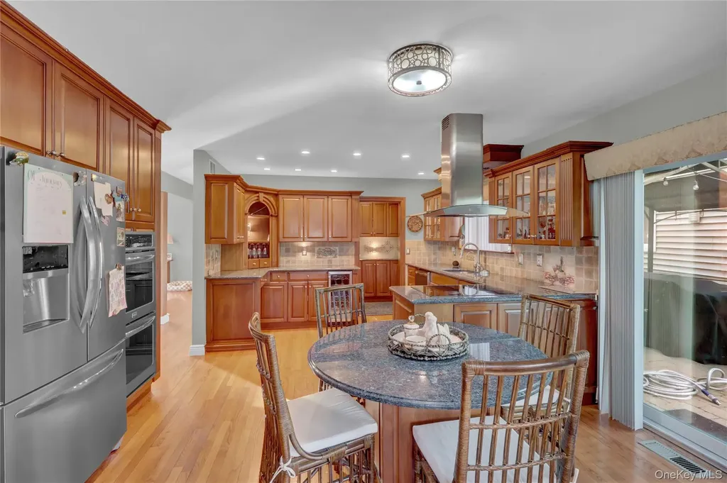 2 Riverview Terrace Smithtown NY 11787