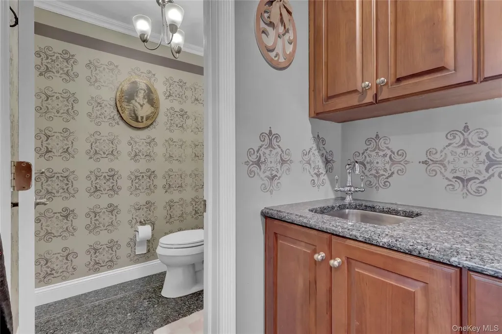 2 Riverview Terrace Smithtown NY 11787
