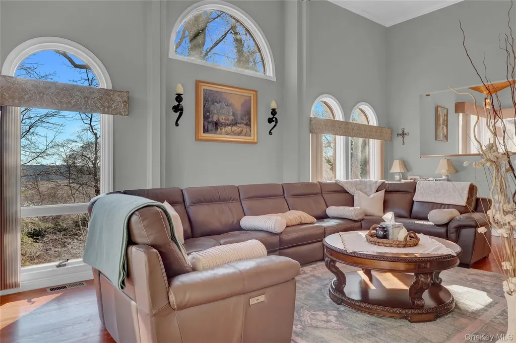 2 Riverview Terrace Smithtown NY 11787