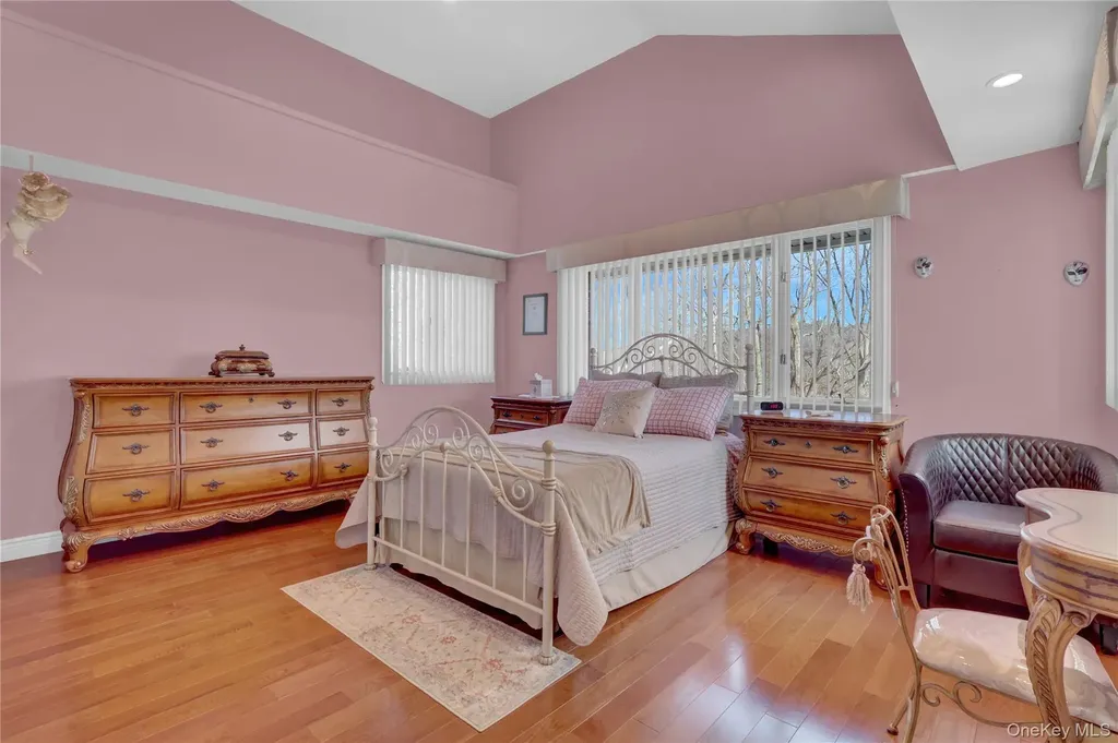 2 Riverview Terrace Smithtown NY 11787