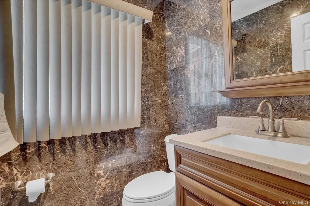 2 Riverview Terrace Smithtown NY 11787