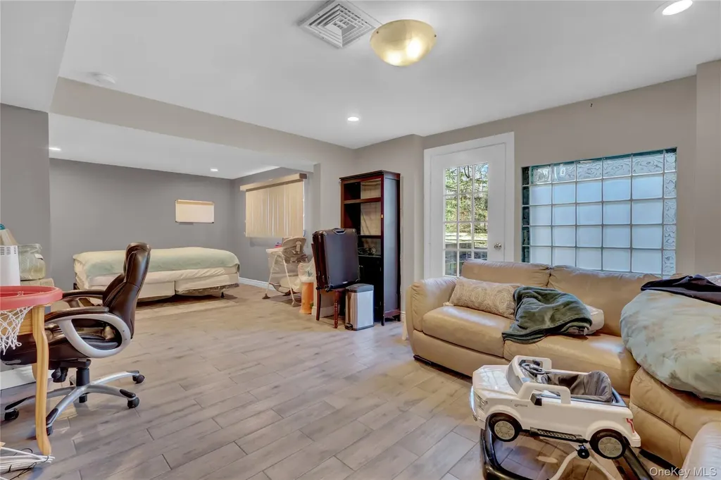2 Riverview Terrace Smithtown NY 11787