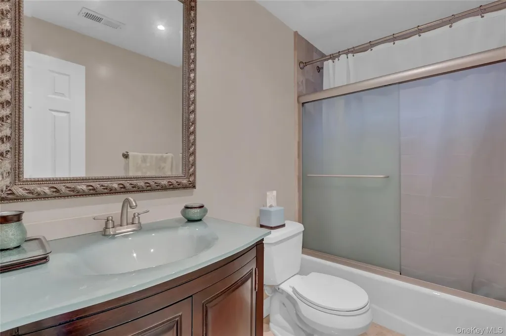 2 Riverview Terrace Smithtown NY 11787