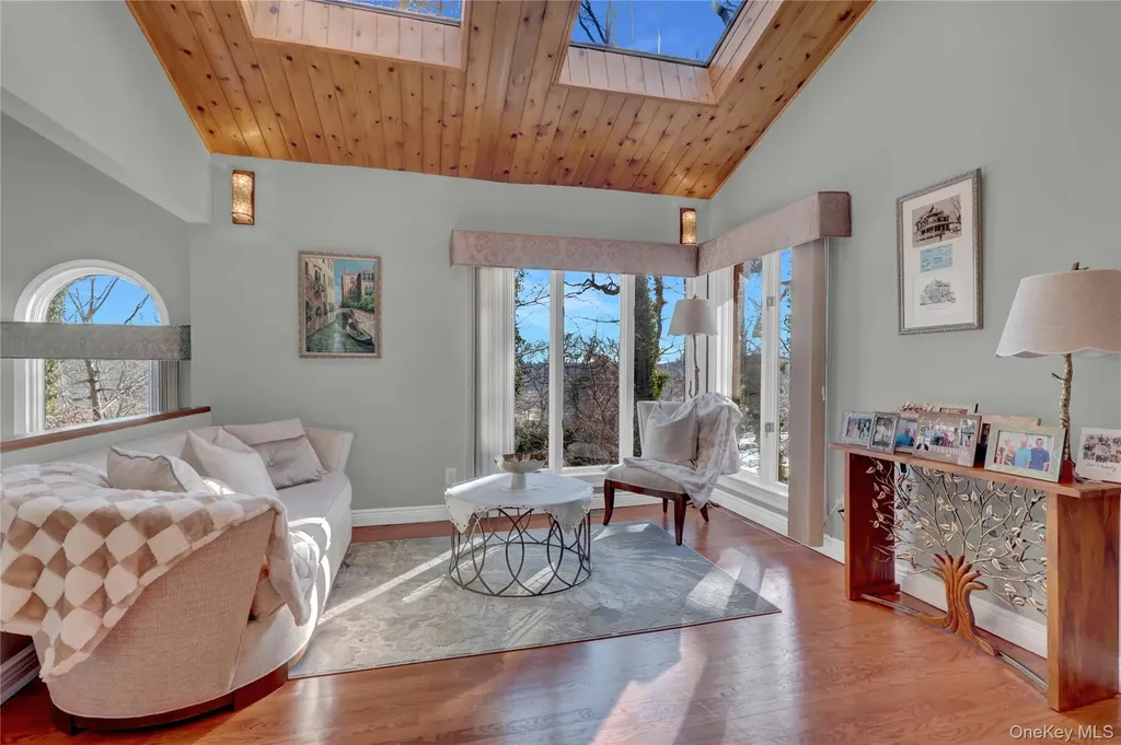 2 Riverview Terrace Smithtown NY 11787