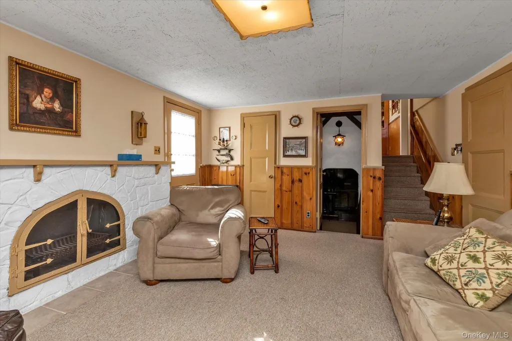 154 S Brush Drive Valley Stream NY 11581