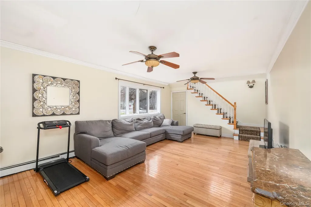 18 Parker Drive Mahopac NY 10541