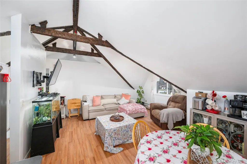 18 Parker Drive Mahopac NY 10541
