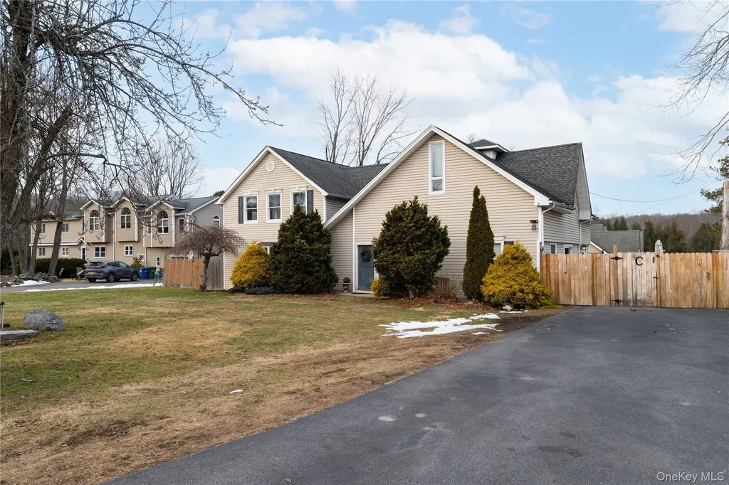 18 Parker Drive Mahopac NY 10541