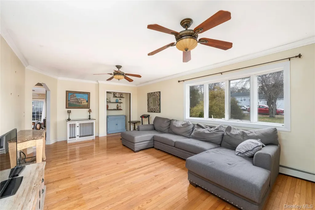 18 Parker Drive Mahopac NY 10541