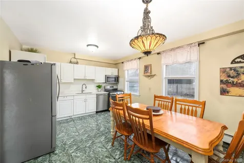 18 Parker Drive Mahopac NY 10541