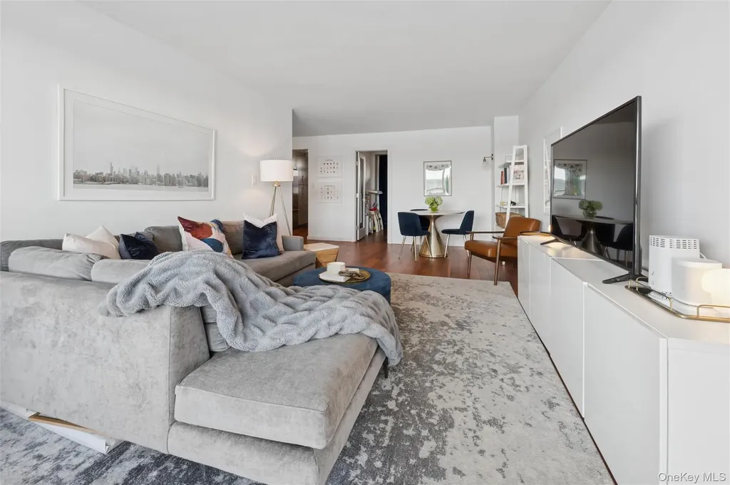 2575 Palisade Avenue Bronx NY 10463