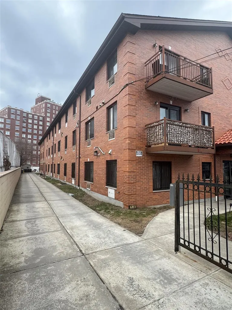 7548 Parsons Boulevard Fresh Meadows NY 11366