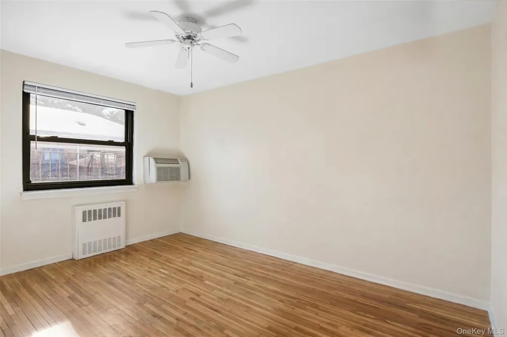46 Terrace Circle Great Neck NY 11021