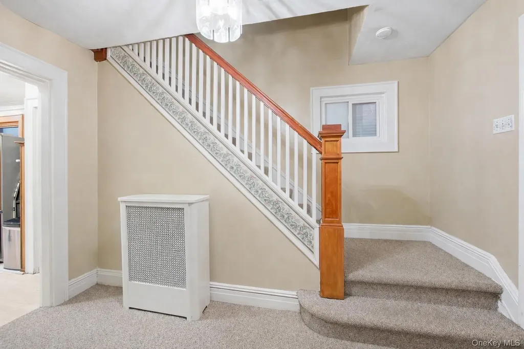 152 Rockaway Parkway Valley Stream NY 11580