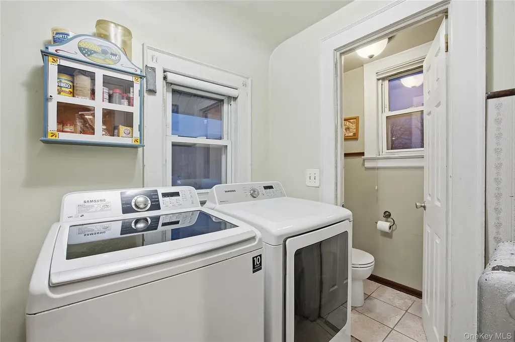 152 Rockaway Parkway Valley Stream NY 11580