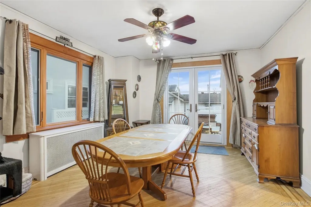 152 Rockaway Parkway Valley Stream NY 11580