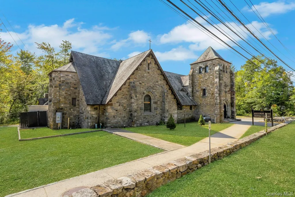 1715 E Main Street Mohegan Lake NY 10547