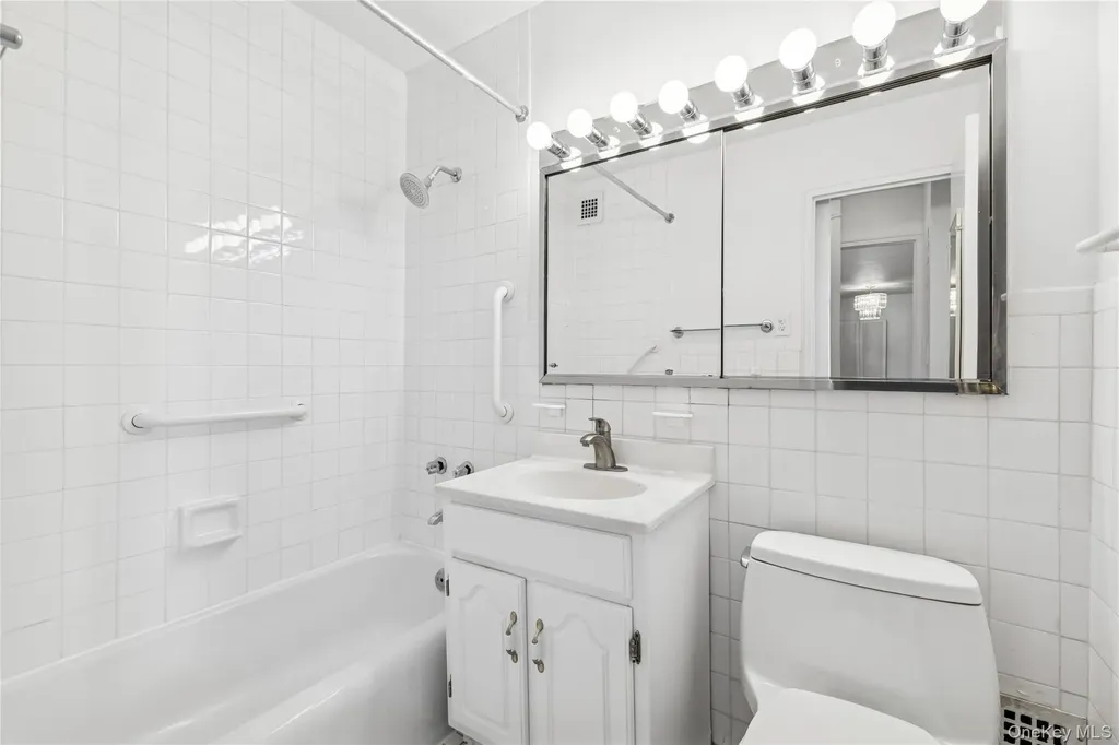 110-11 Queens Boulevard Forest Hills NY 11375