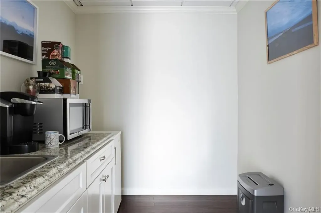 51 Pondfield Road Bronxville NY 10708