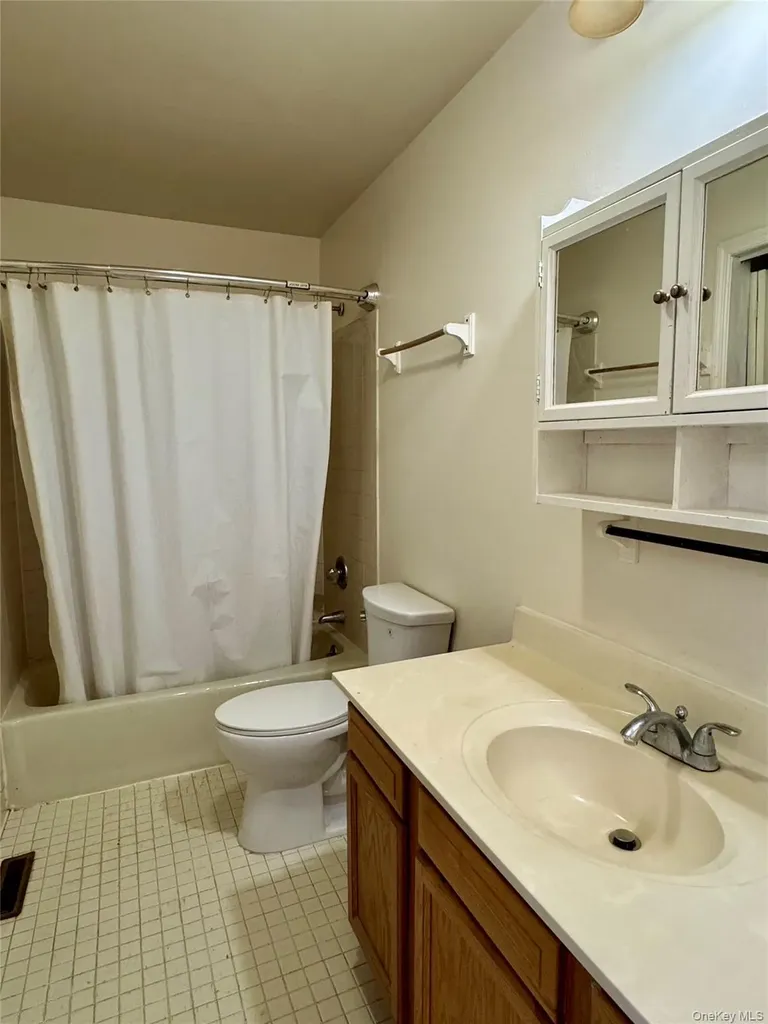 47 Brick Pond Road Middletown NY 10940