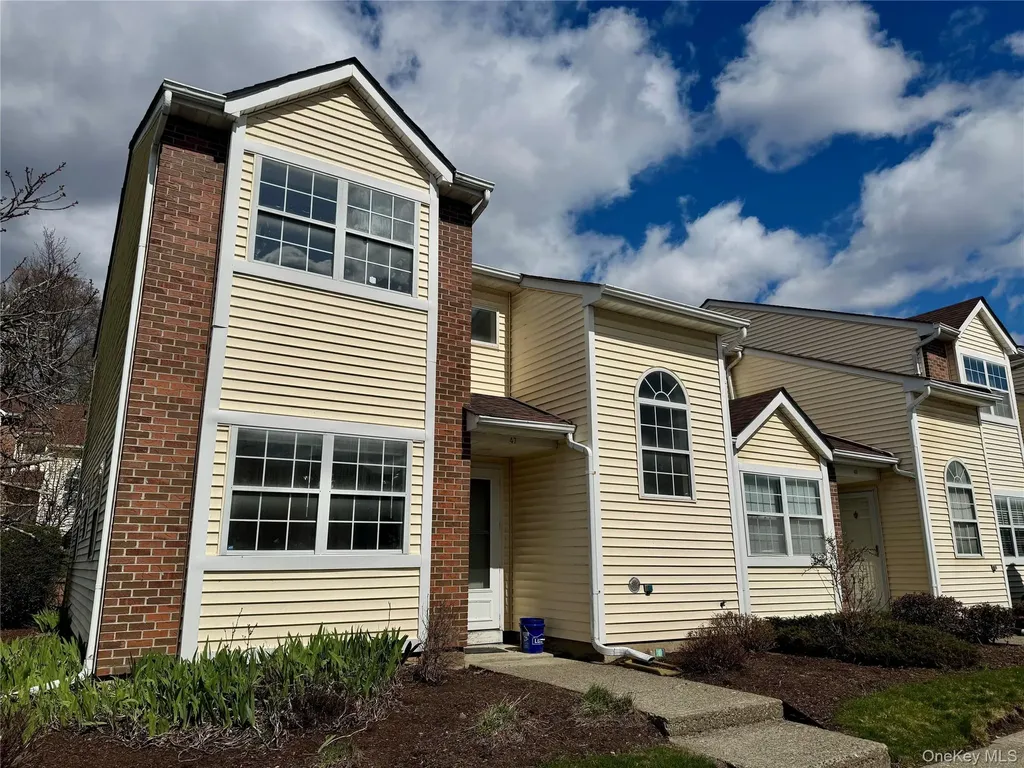 47 Brick Pond Road Middletown NY 10940