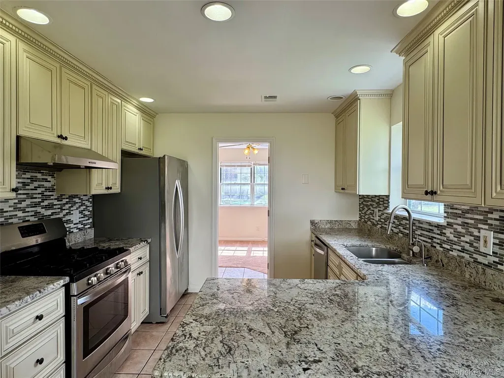 47 Brick Pond Road Middletown NY 10940