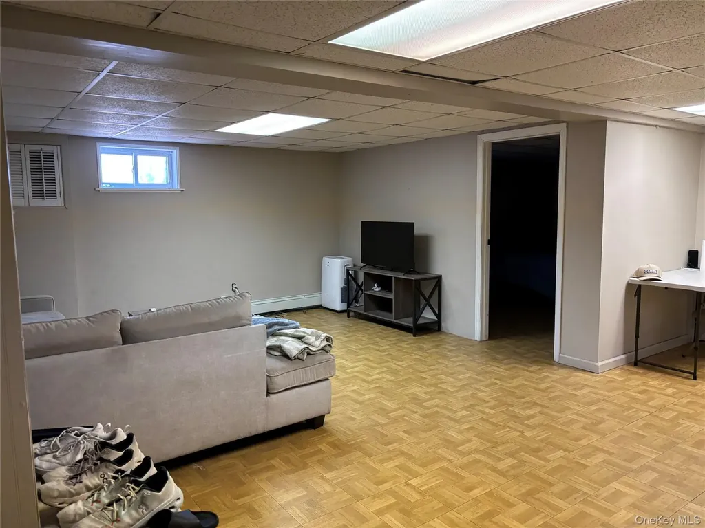 90 Madison Avenue Westbury NY 11590