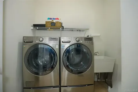 40 Evan Court Fishkill NY 12524