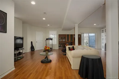 40 Evan Court Fishkill NY 12524