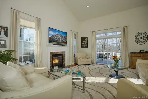 40 Evan Court Fishkill NY 12524