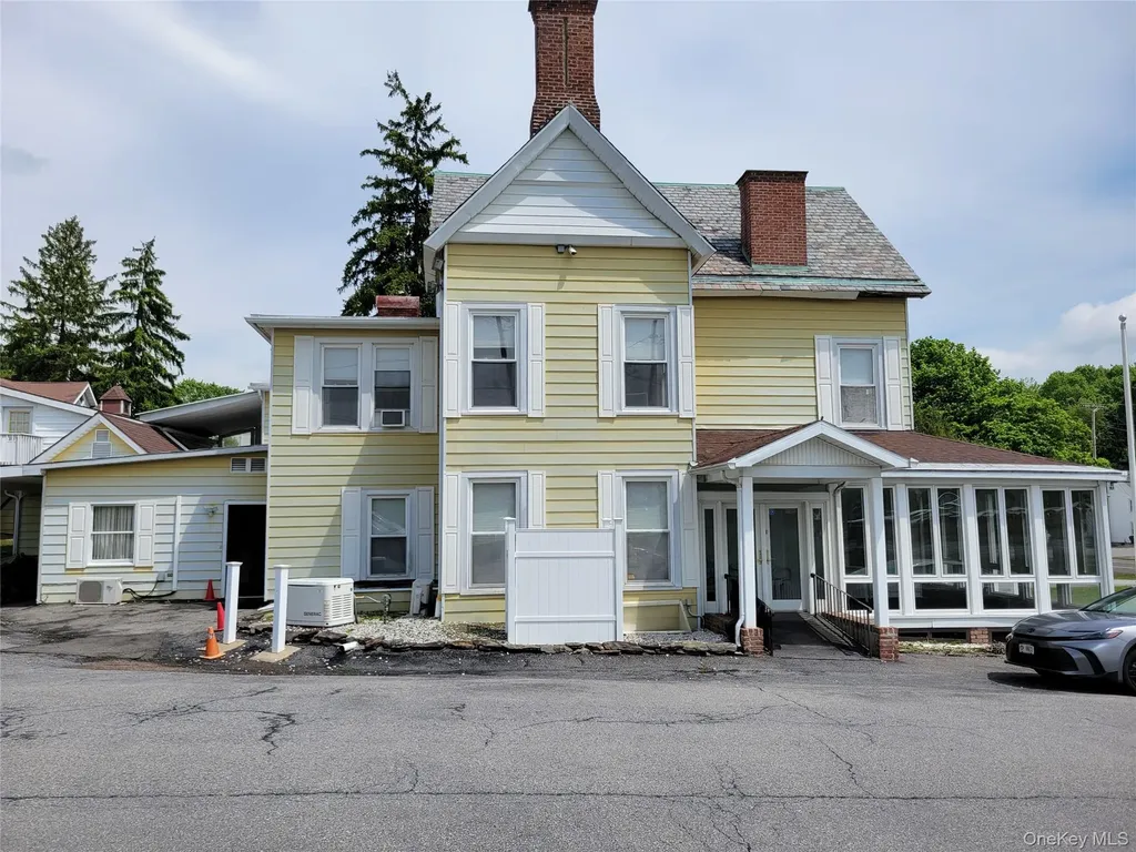 5319 Route 9w Newburgh NY 12550