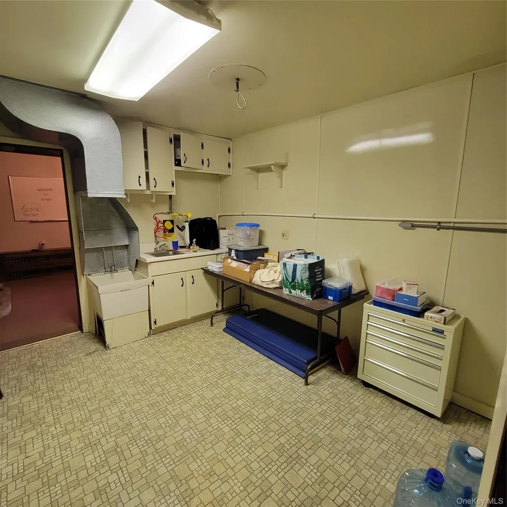 5319 Route 9w Newburgh NY 12550