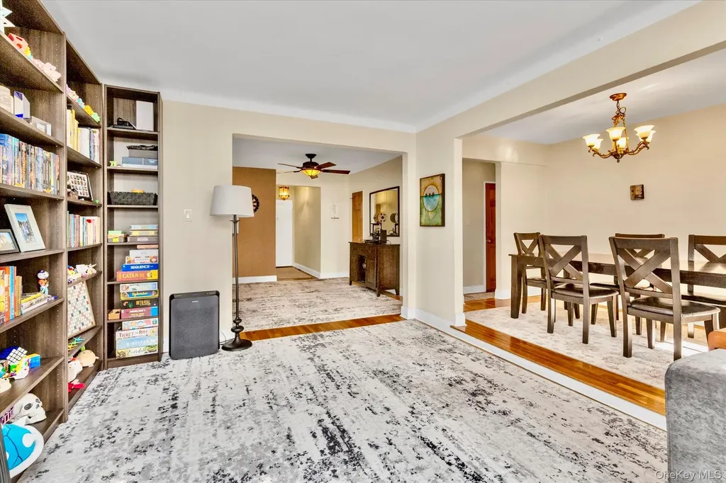 67-12 Yellowstone Boulevard Forest Hills NY 11375