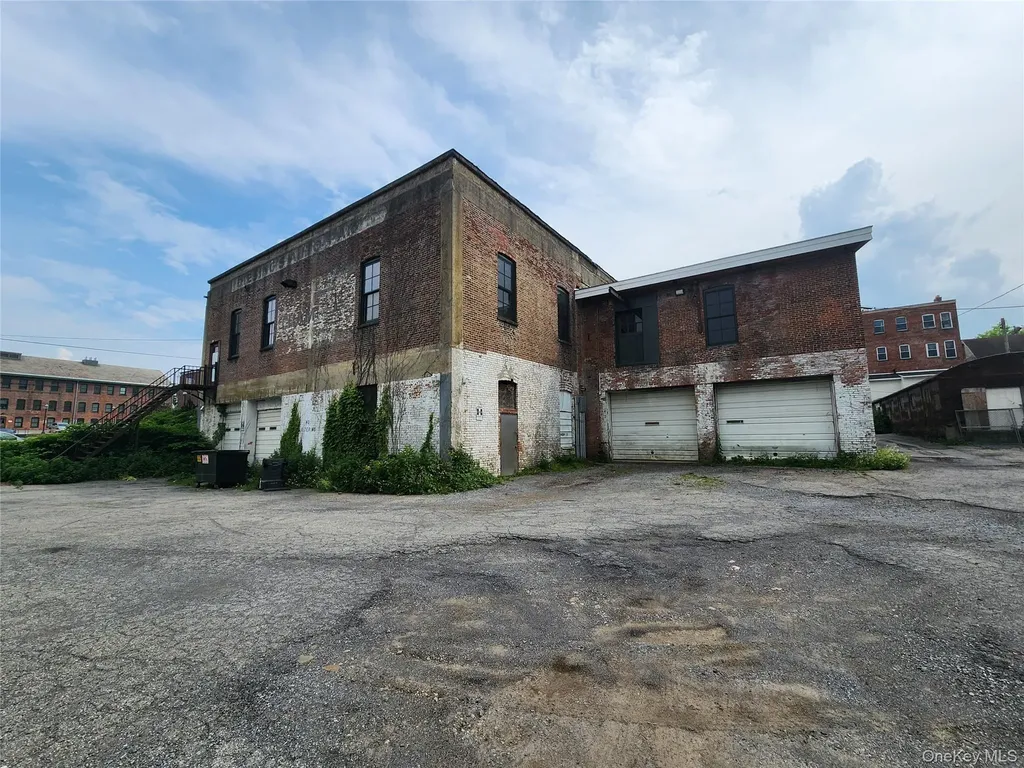 489 Main Street Poughkeepsie NY 12601