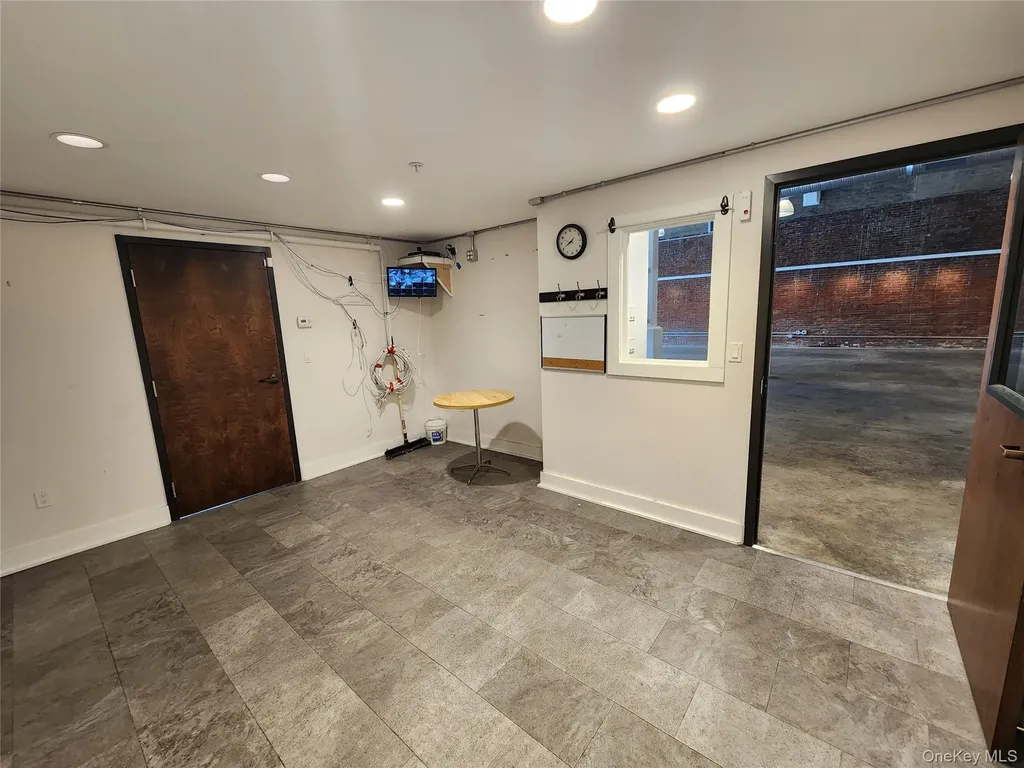 489 Main Street Poughkeepsie NY 12601