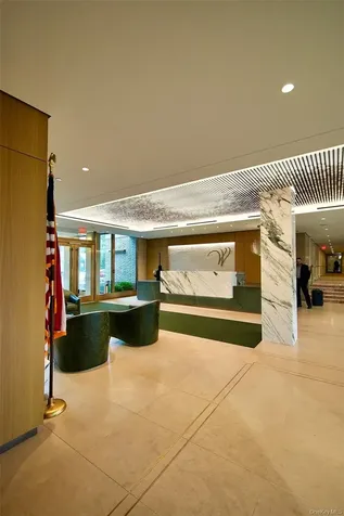 100 Hilton Avenue Garden City NY 11530