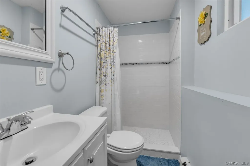 11 17th Avenue Ronkonkoma NY 11779