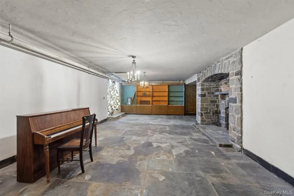 243 Summit Avenue Mount Vernon NY 10552