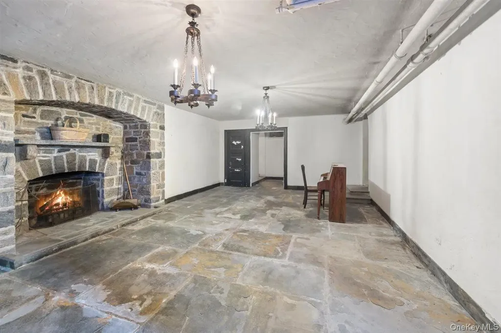 243 Summit Avenue Mount Vernon NY 10552